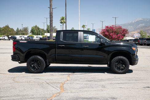 Used 2023 Chevrolet Silverado 1500 Custom Trail Boss w/ LPO, Dark Essentials Package image 3