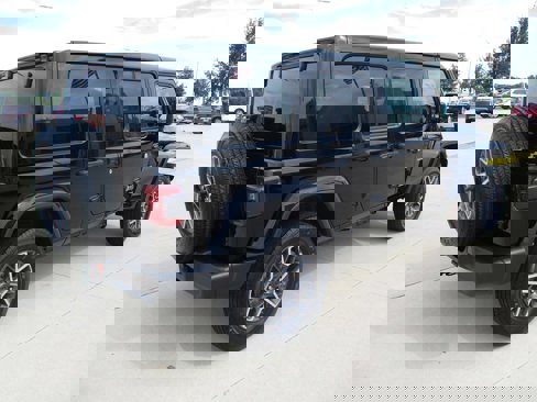 New 2024 Jeep Wrangler Unlimited Sahara w/ Technology Group image 7
