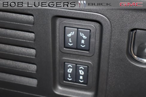 New 2026 Buick Enclave Sport Touring w/ Power Package image 21