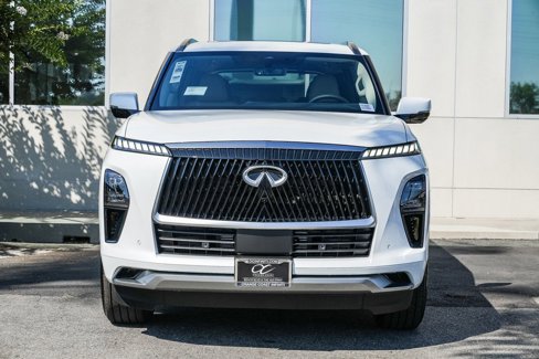 New 2026 INFINITI QX80 Pure image 2