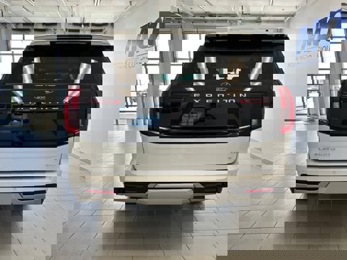 New 2025 Ford Expedition Max Platinum w/ Driver's Package image 29