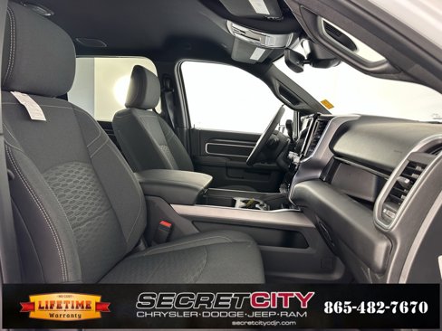 New 2025 RAM 3500 Big Horn image 15
