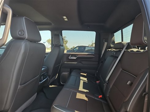 New 2026 GMC Sierra 2500 Denali w/ Denali Reserve Package image 17