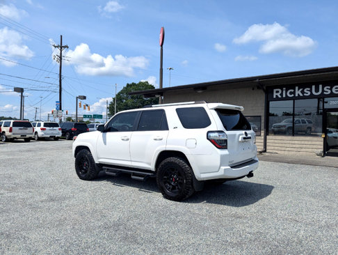 Used 2019 Toyota 4Runner 4WD image 9
