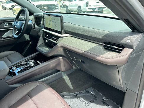 New 2025 Ford Explorer Platinum image 18