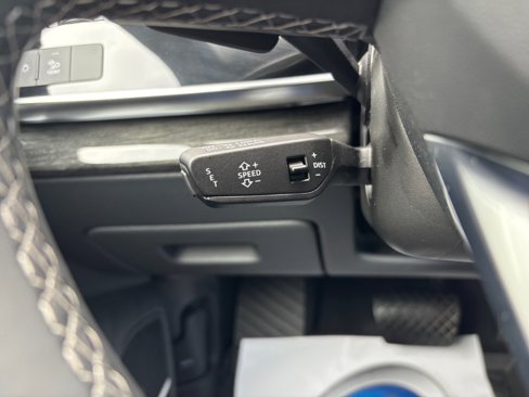 Certified 2025 Audi Q8 Premium Plus image 20