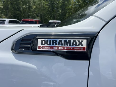Used 2024 GMC Sierra 2500 AT4 w/ AT4 Preferred Package image 9
