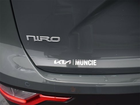 New 2025 Kia Niro EX image 10
