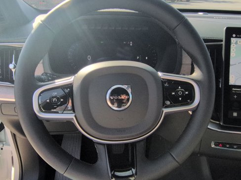 New 2026 Volvo XC90 B6 Ultra w/ Protection Package Premier image 16