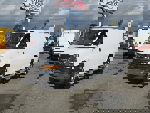 Used 2022 Chevrolet Express 2500 w/ Driver Convenience Package image 1