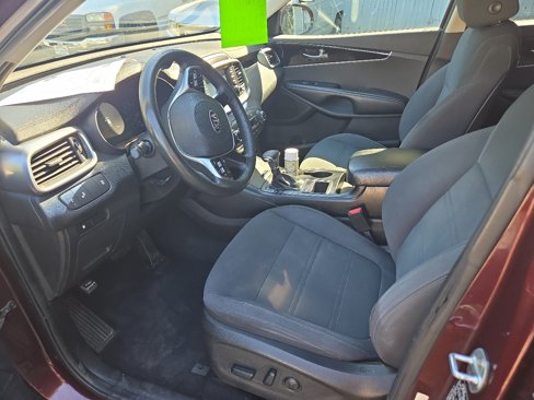 Used 2019 Kia Sorento FWD V6 image 10