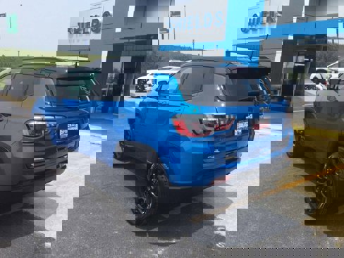 Used 2022 Jeep Compass Latitude w/ Convenience Group image 9