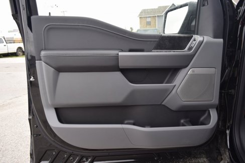 New 2025 Ford F150 Lightning Flash image 19
