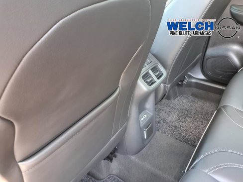 Used 2023 Buick Envision Avenir image 10