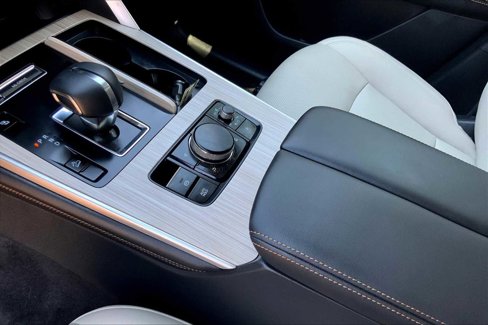 Certified 2025 MAZDA CX-70 Plug-In Hybrid w/ Premium Pkg image 15