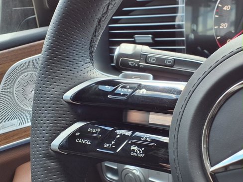 New 2025 Mercedes-Benz GLS 450 4MATIC image 24