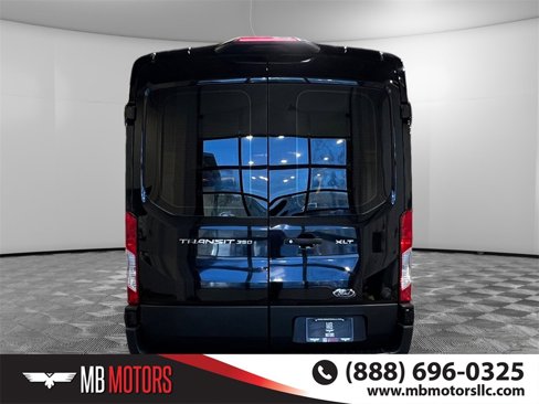 Used 2023 Ford Transit 350 XLT image 4