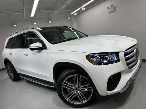 New 2026 Mercedes-Benz GLS 450 4MATIC image 8