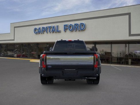 New 2026 Ford F450 Platinum image 5