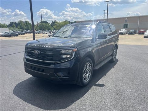 New 2025 Ford Expedition Active image 1