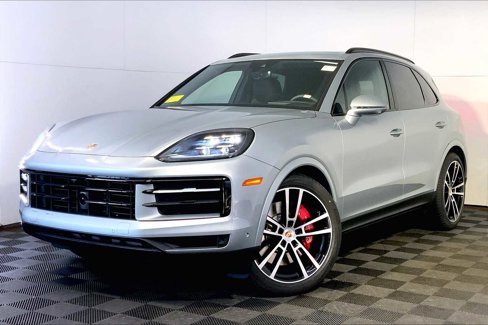 New 2026 Porsche Cayenne image 1