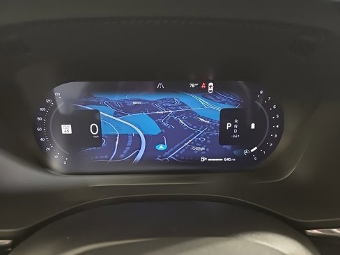 New 2026 Volvo XC60 B5 Plus w/ Climate Package image 12