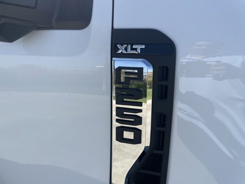 New 2026 Ford F250 XLT image 30