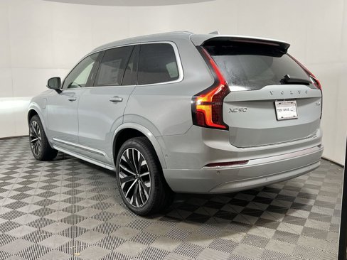 New 2026 Volvo XC90 T8 Plus image 6