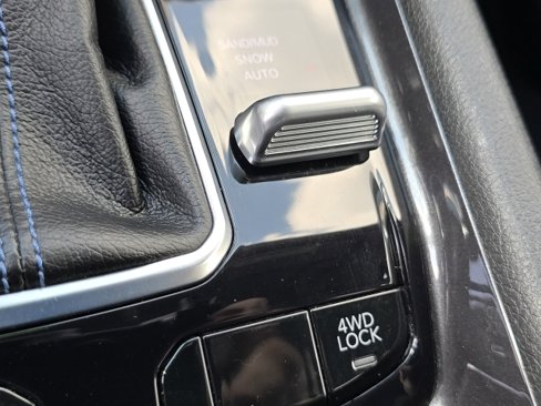 Used 2022 Jeep Compass Latitude image 4