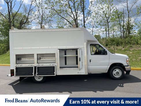 New 2026 Ford E-350 and Econoline 350 Super Duty w/ Power Equipment Group image 18