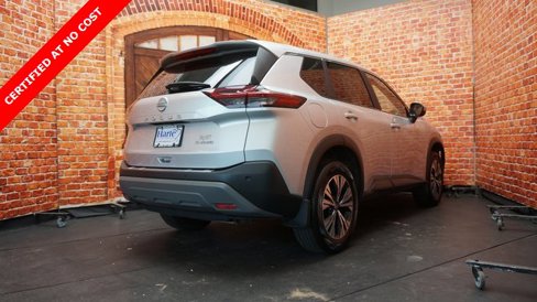 Used 2023 Nissan Rogue SV image 7