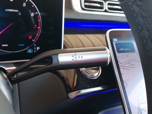 New 2025 Mercedes-Benz S 580 4MATIC Sedan image 25