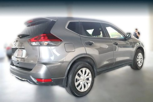 Used 2020 Nissan Rogue S image 7