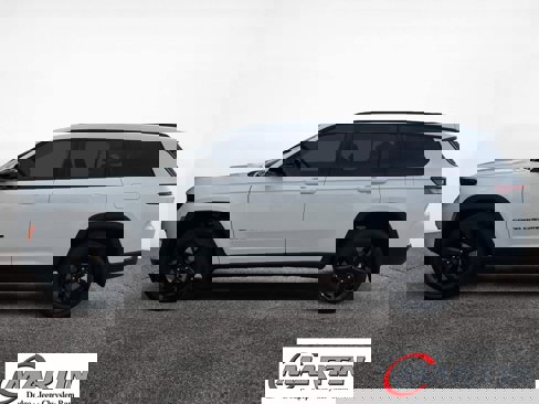 New 2025 Jeep Grand Cherokee L Limited image 2