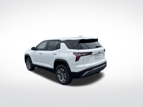 New 2026 Chevrolet Equinox LT w/ Convenience Package II image 3