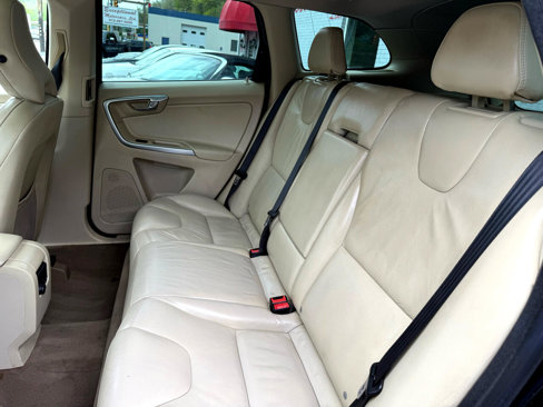 Used 2012 Volvo XC60 T6 image 19