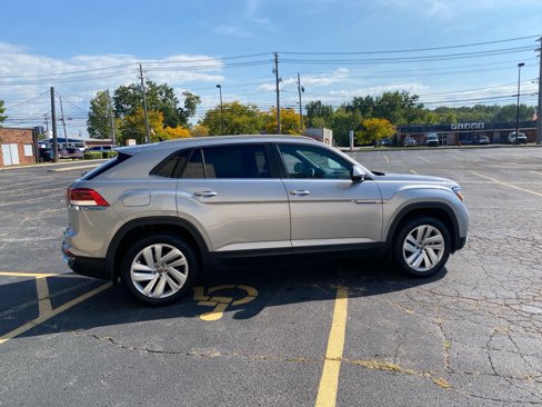 Used 2021 Volkswagen Atlas Cross Sport SE image 6