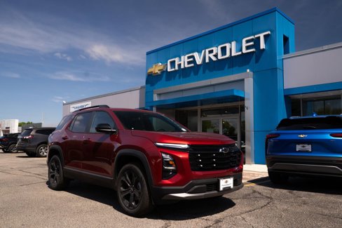 New 2026 Chevrolet Equinox LT w/ Convenience Package II image 1