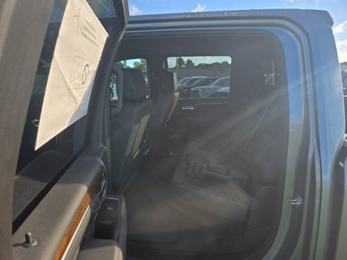 New 2025 Chevrolet Silverado 2500 High Country w/ High Country Premium Package image 8
