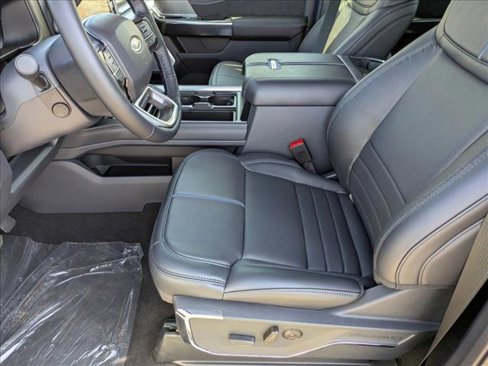 New 2026 Ford F250 Platinum image 4