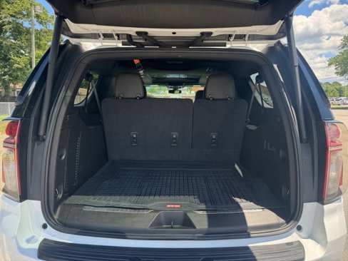 Used 2021 Chevrolet Suburban RST w/ Luxury Package image 17