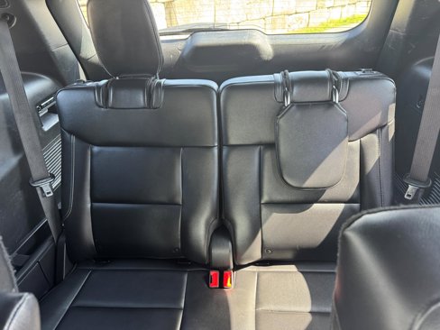 Used 2020 Ford Explorer ST w/ ST Street Pack image 11