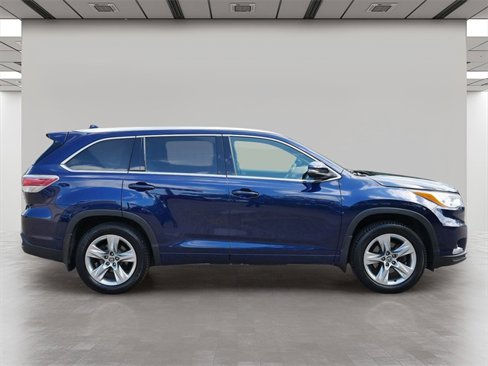Used 2016 Toyota Highlander Limited Platinum image 6
