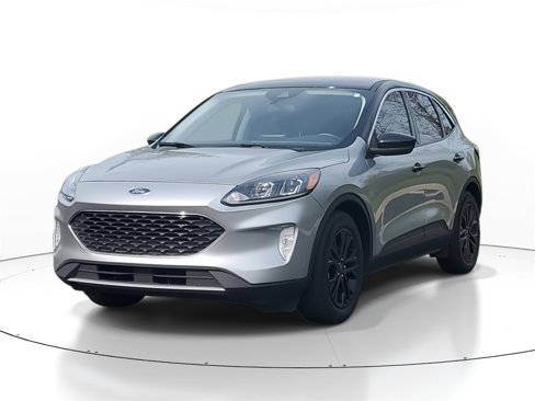 Used 2022 Ford Escape SEL image 2