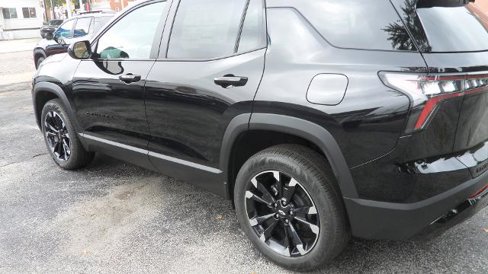 New 2026 Chevrolet Equinox RS w/ LPO, Floor Liner Package image 6
