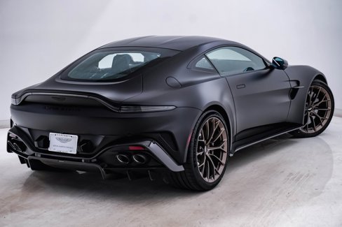 New 2025 Aston Martin V8 Vantage Coupe image 15