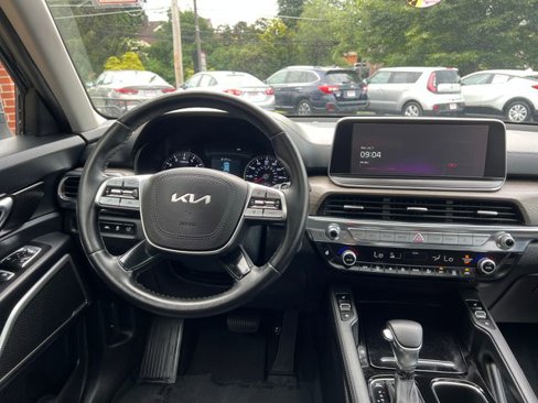 Used 2022 Kia Telluride EX image 18