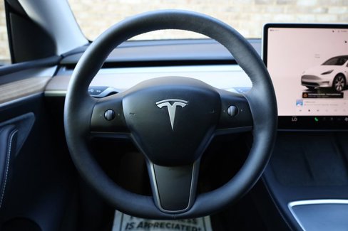 Used 2023 Tesla Model Y Long Range image 25