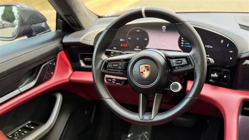 Used 2023 Porsche Taycan 4S image 21