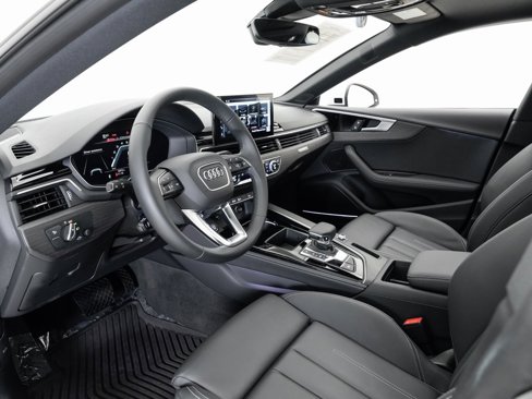 Certified 2025 Audi A5 2.0T Premium Plus image 4